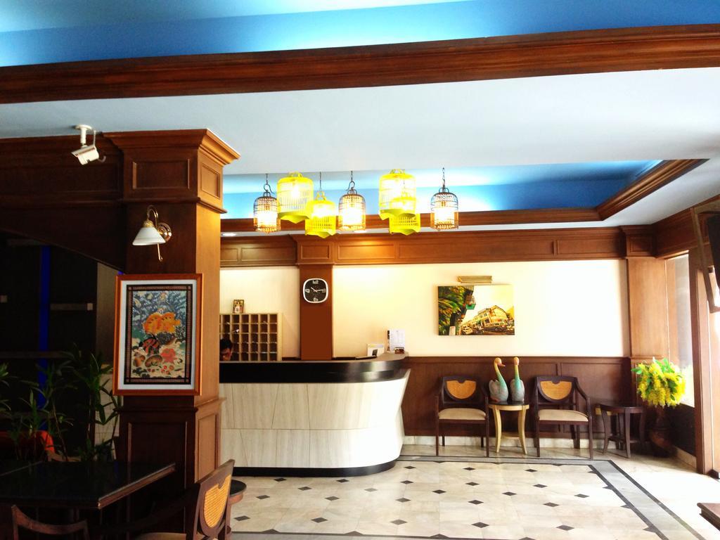Rattana Mansion Hotel Phuket Exterior foto